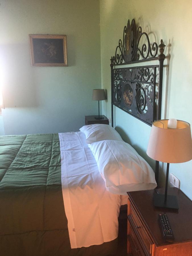 Colle Dei Falchi Guest House Fermo Exterior foto